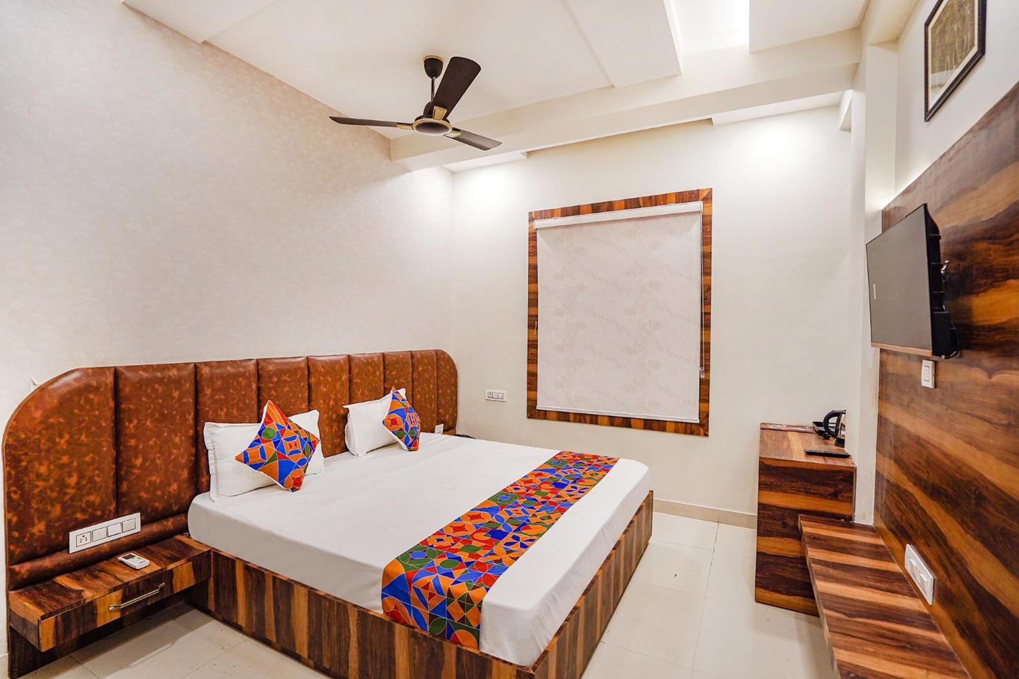 Fabhotel Ts Inn Faithfulganj Exterior foto