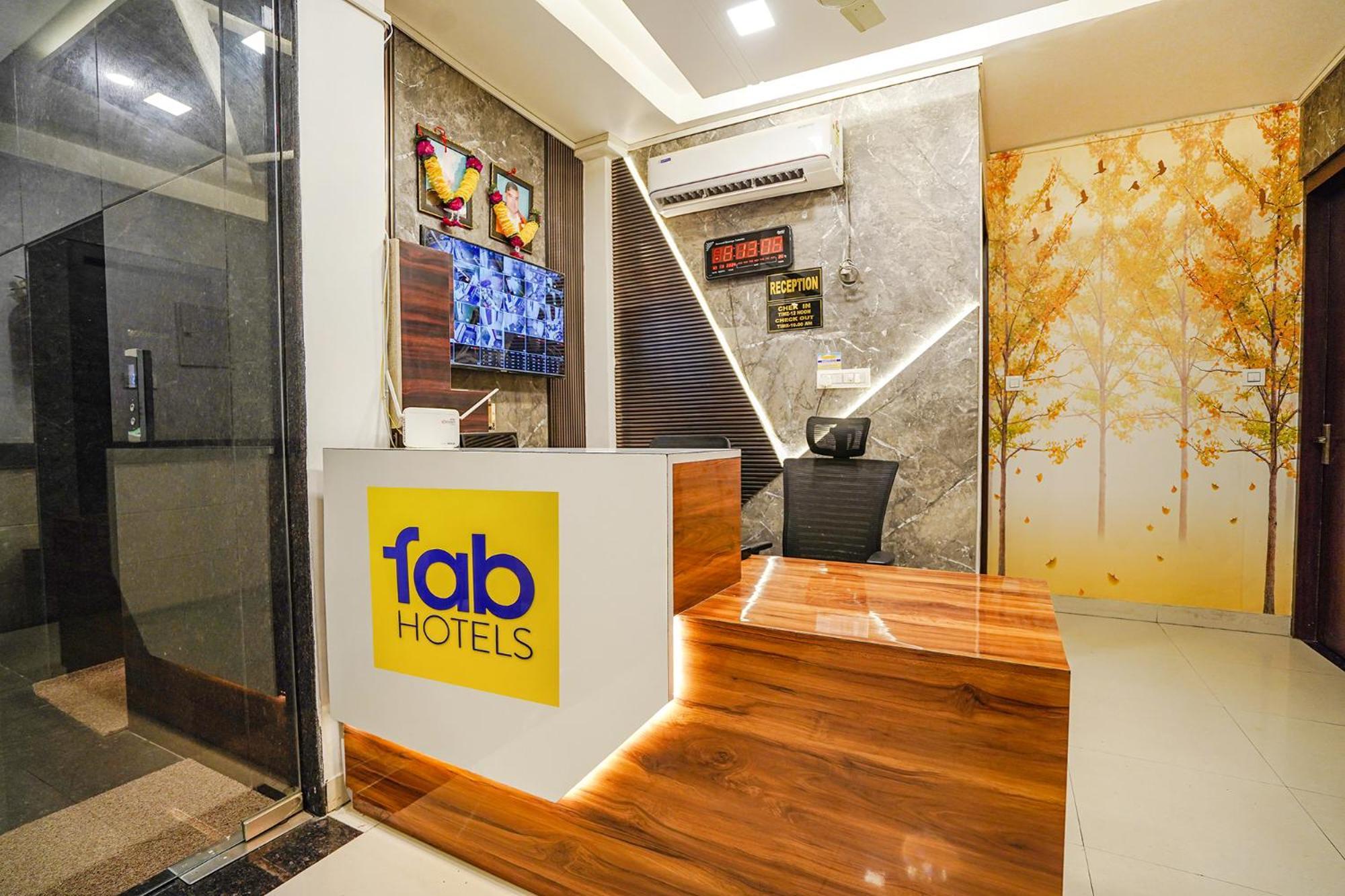 Fabhotel Ts Inn Faithfulganj Exterior foto